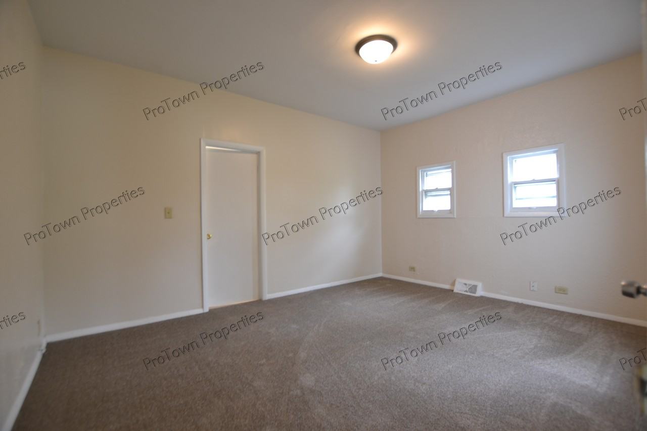 7 North Hickory Street #1 - Photo 7 of 8