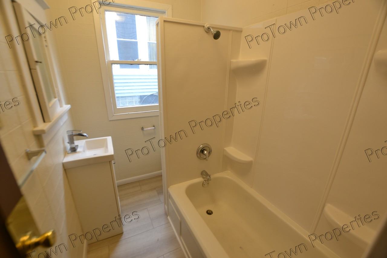 107 Arizona Avenue #1S - Photo 2 of 7
