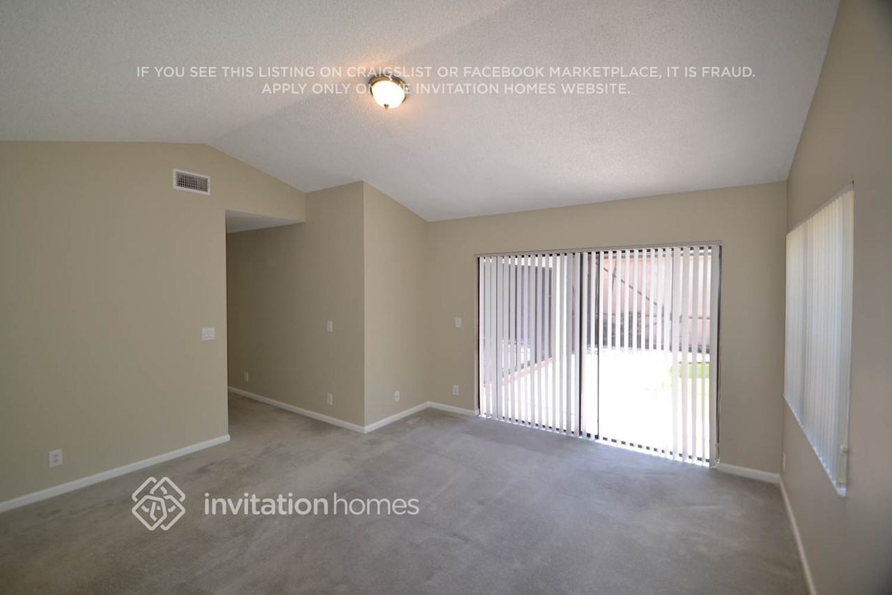 2528 La Cristal Cir - Photo 2 of 13