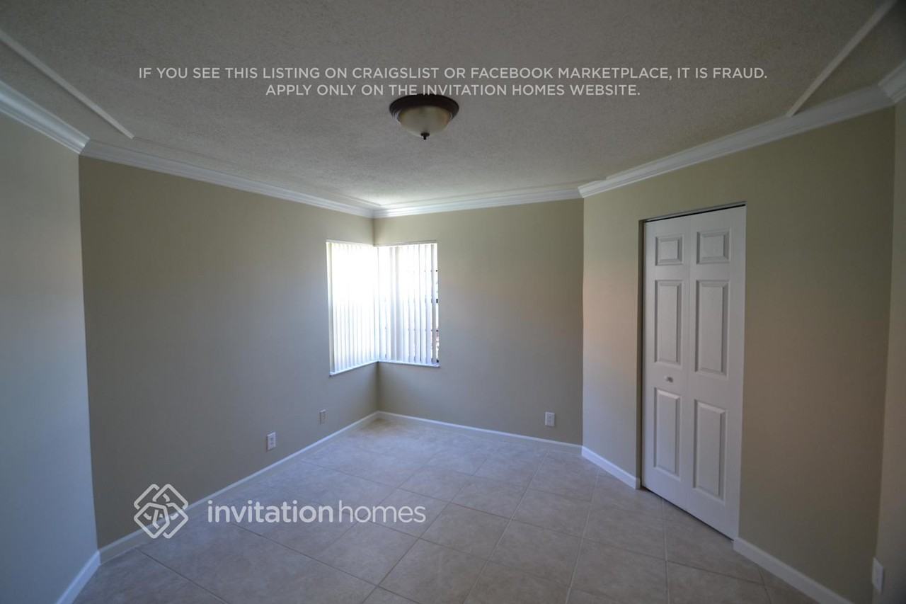 2528 La Cristal Cir - Photo 5 of 13