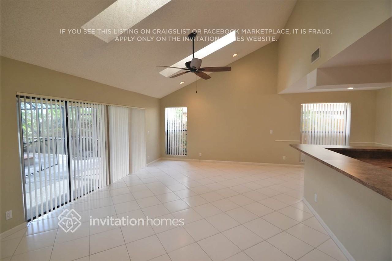 838 Ivy Dr - Photo 5 of 16