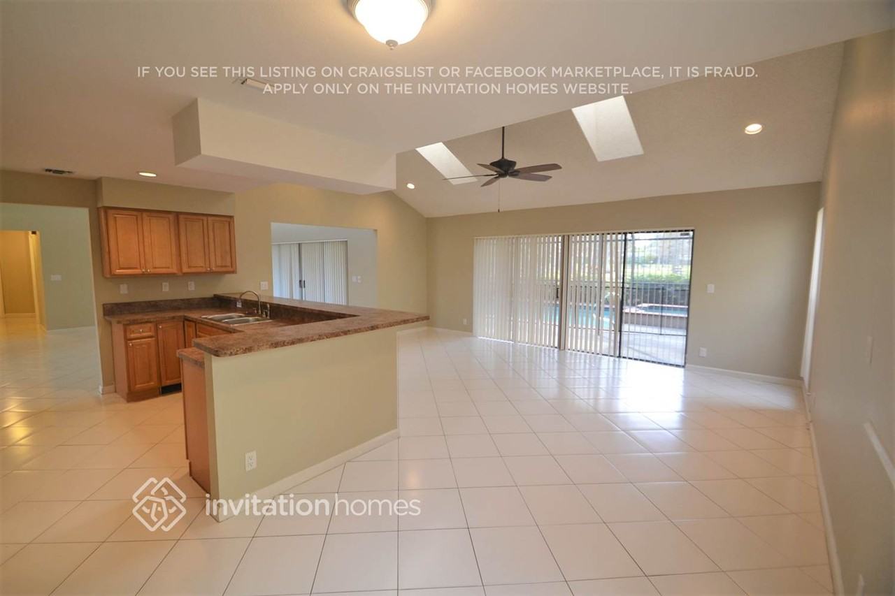 838 Ivy Dr - Photo 6 of 16