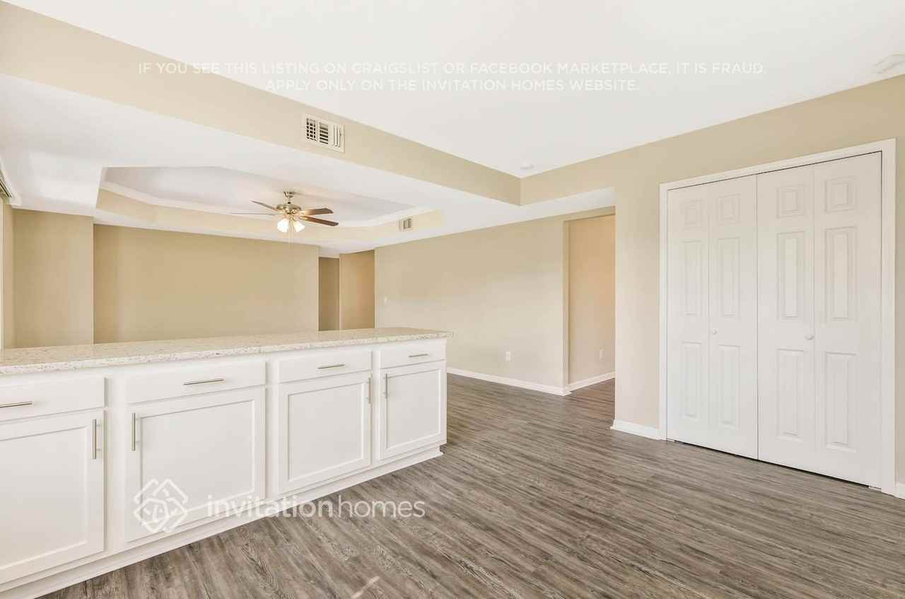 1857 Alder Dr W - Photo 5 of 28