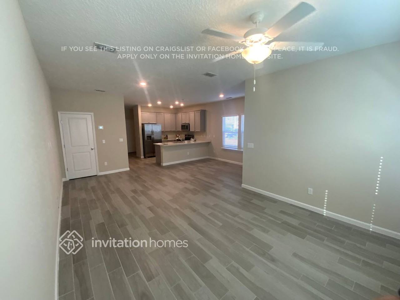 13273 Shore Grass Dr - Photo 5 of 23