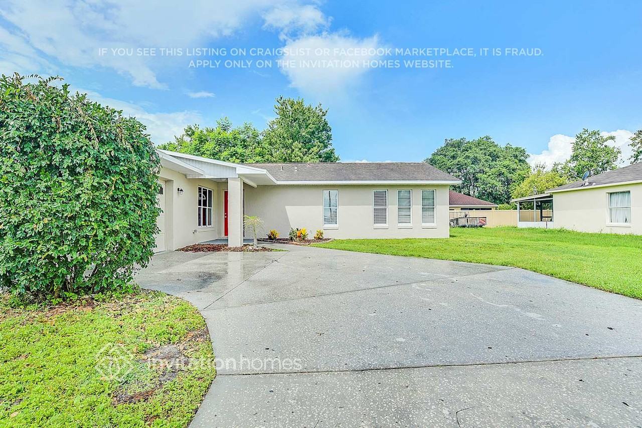 408 Martigues Dr - Photo 2 of 35