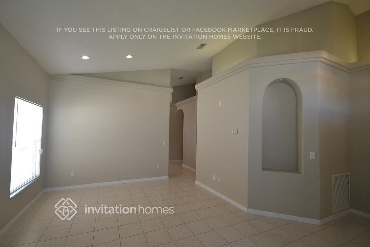 1628 Morning Star Dr - Photo 3 of 10