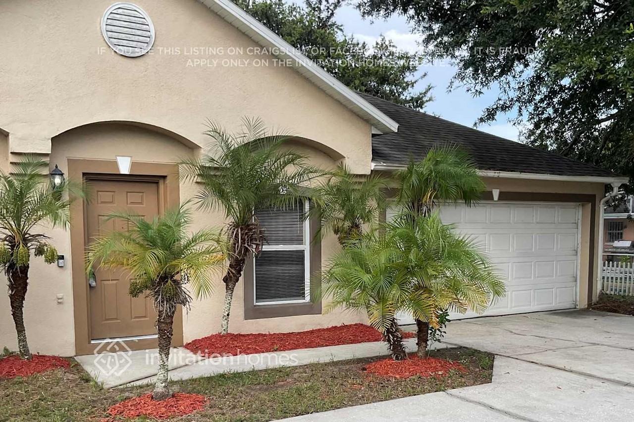 758 Del Prado Dr - Photo 2 of 17