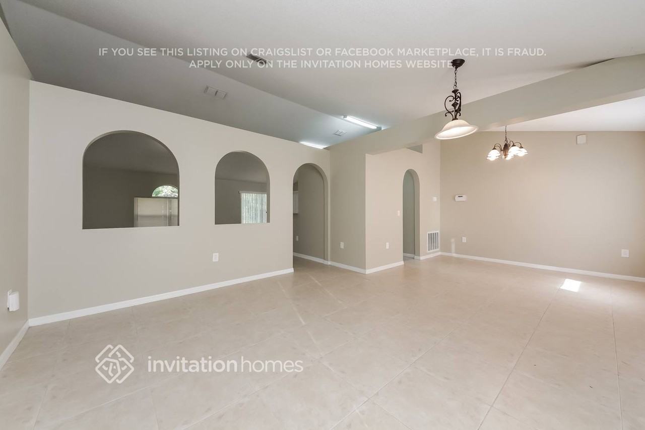 758 Del Prado Dr - Photo 5 of 17