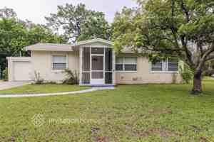 featured image of 533 S Crest Ave