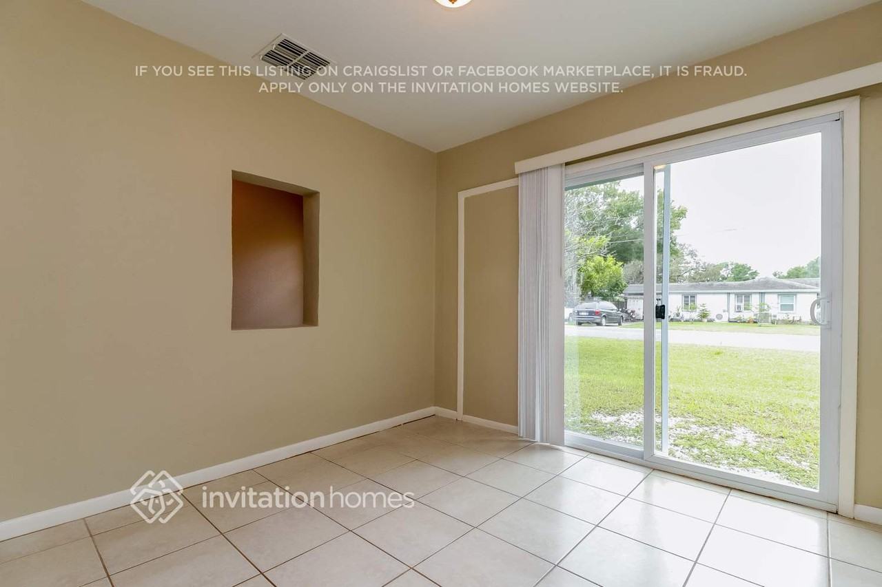 533 S Crest Ave - Photo 7 of 15