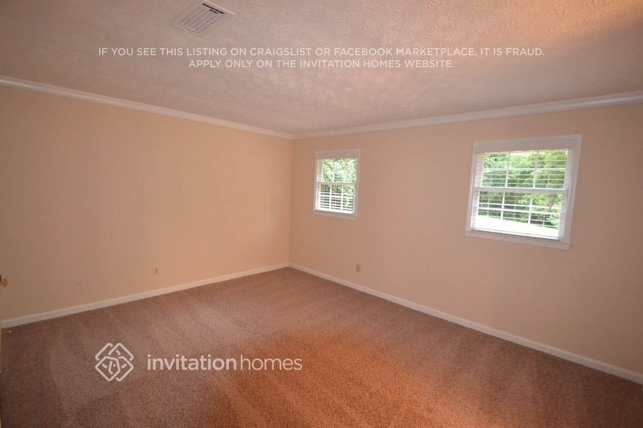 2077 N Landing Way - Photo 6 of 12