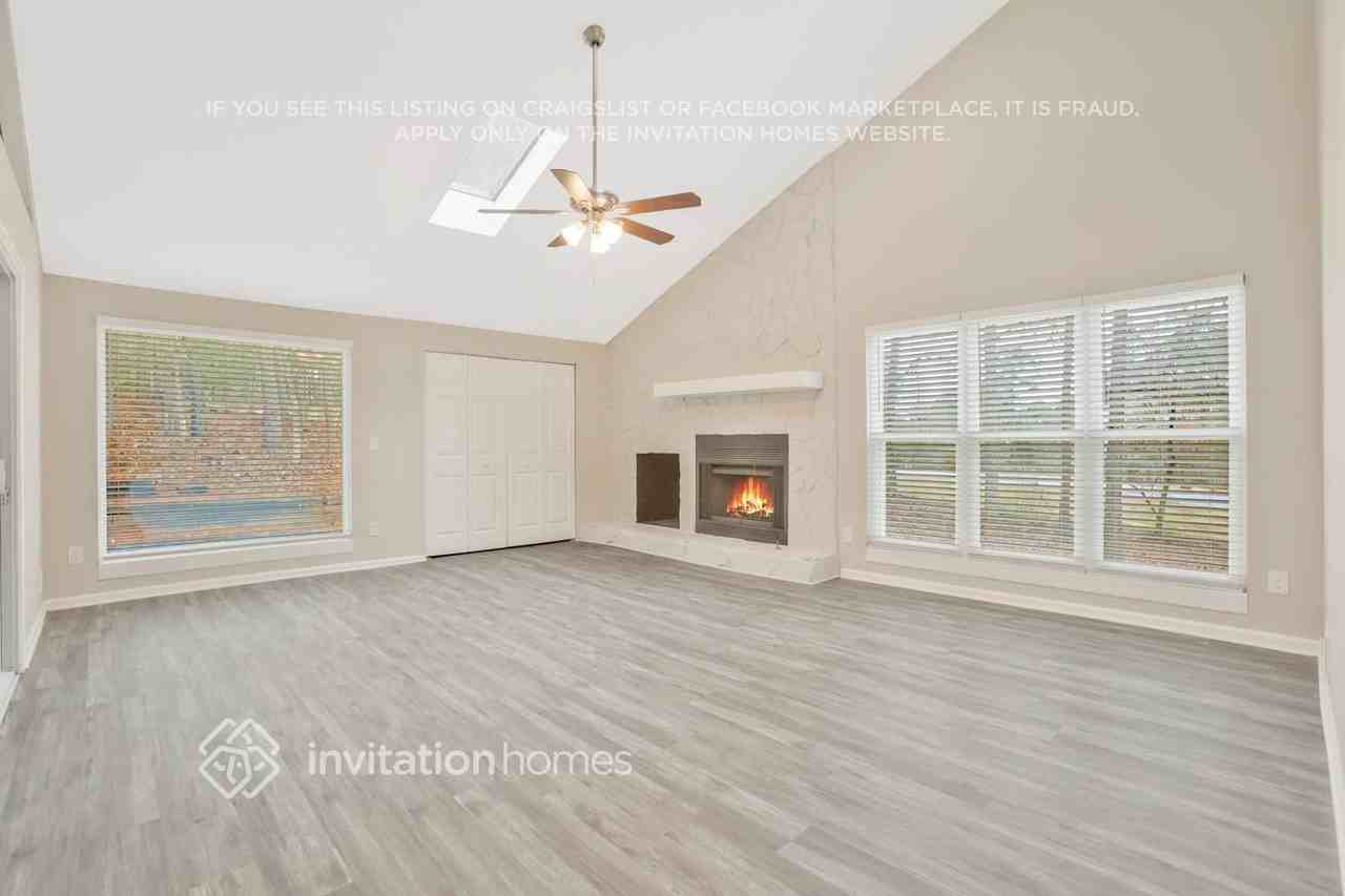 100 Lookout Way - Photo 4 of 26