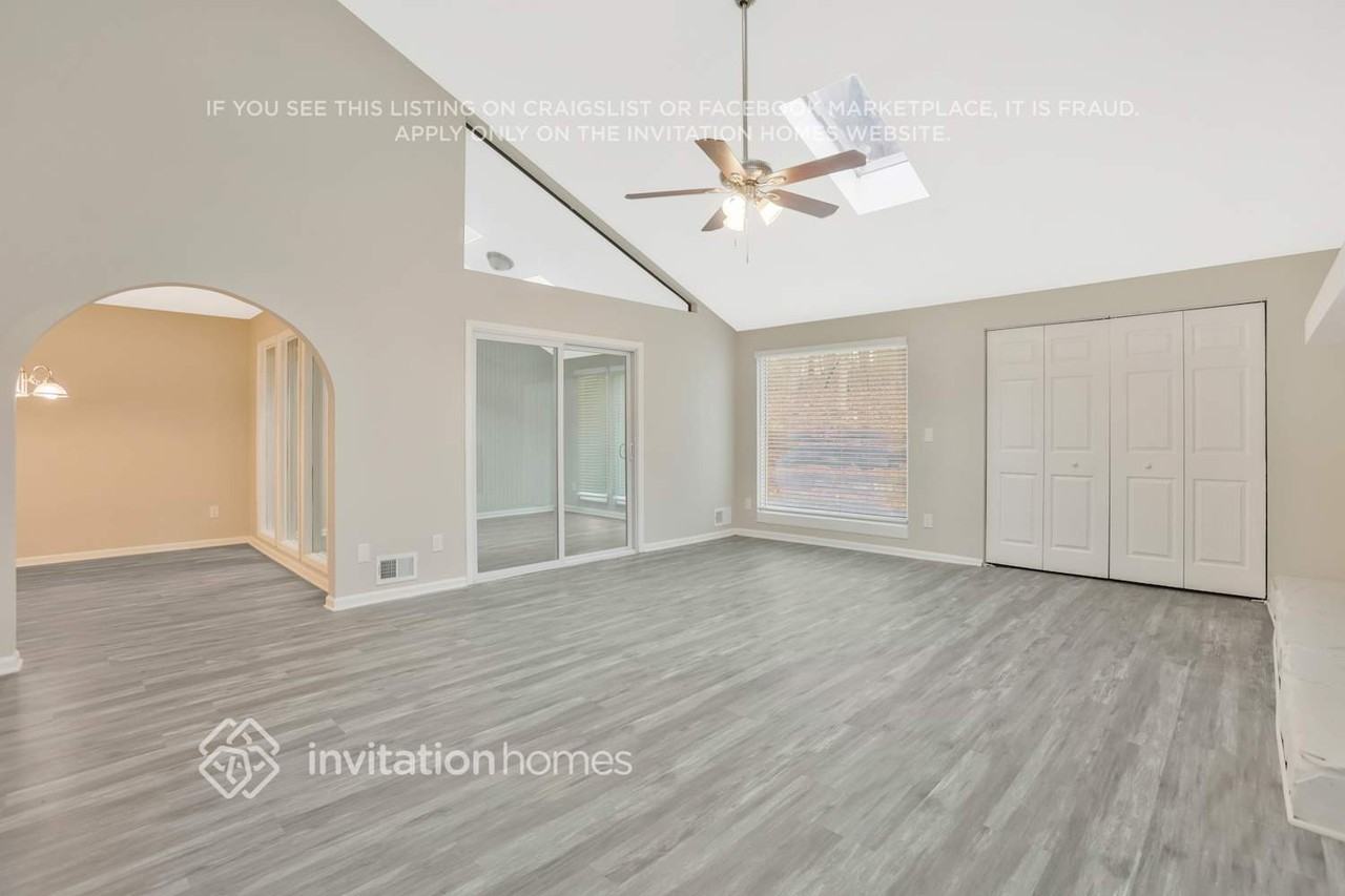100 Lookout Way - Photo 6 of 26