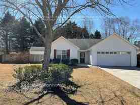 5290 Hillcrest Glenn Dr - Photo 1 of 1