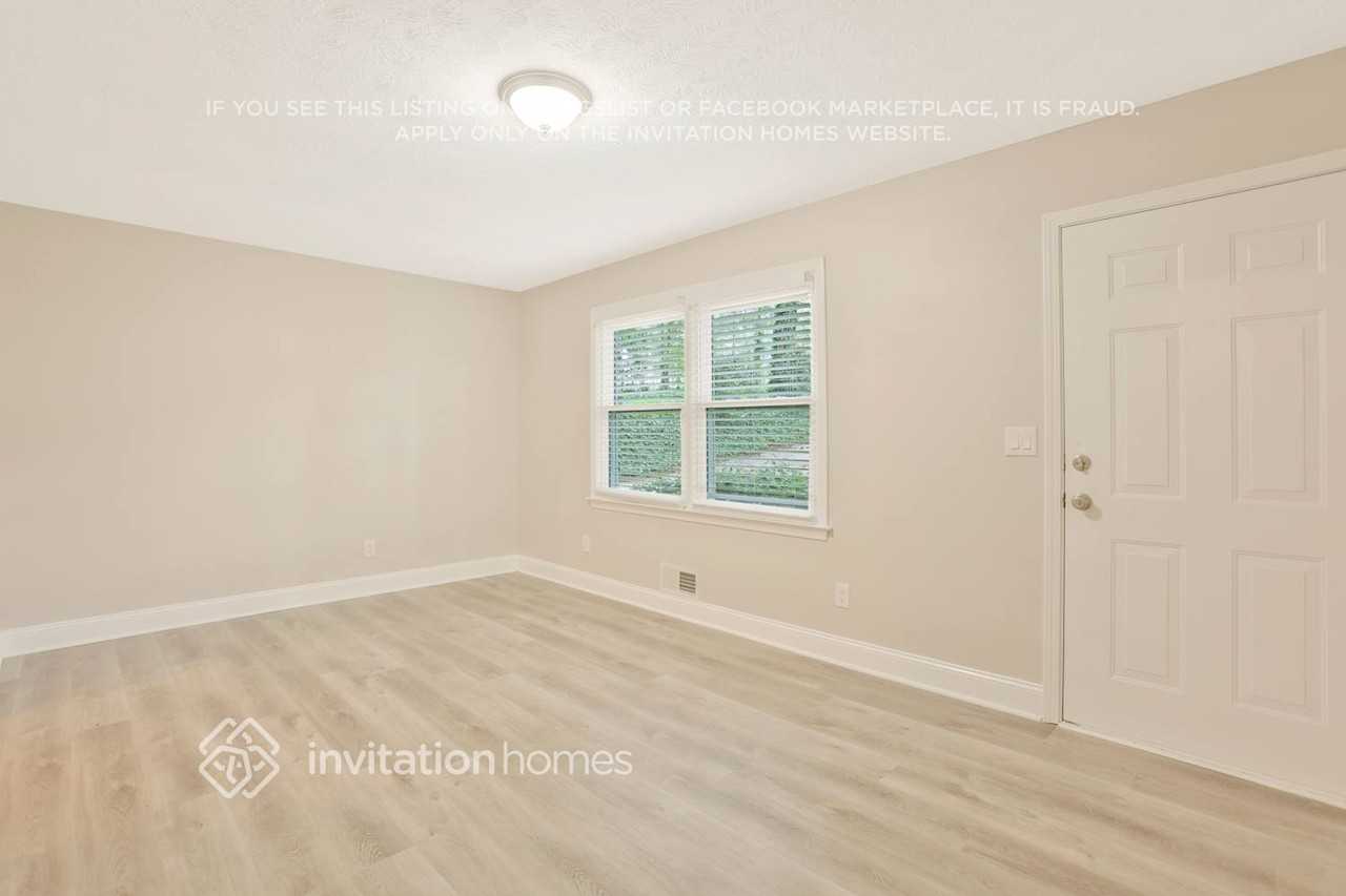 191 Bethesda Church Rd - Photo 6 of 26