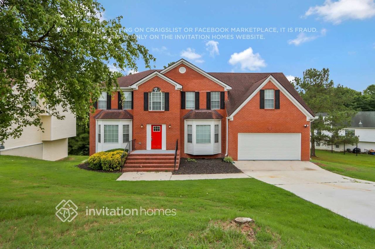 2170 Harmony Lakes Cir - Photo 2 of 29