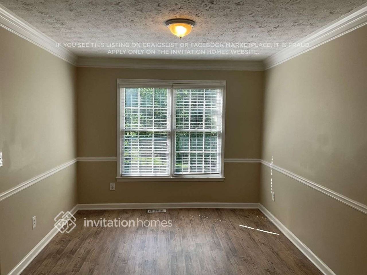 1902 Rockbrook Ct - Photo 5 of 12