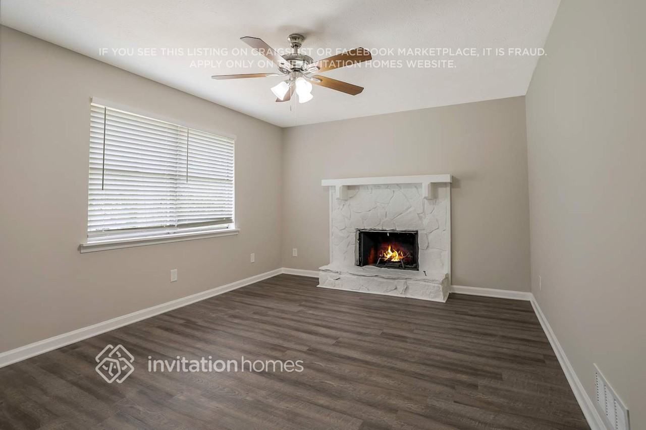3868 Burnt Leaf Ln - Photo 4 of 27