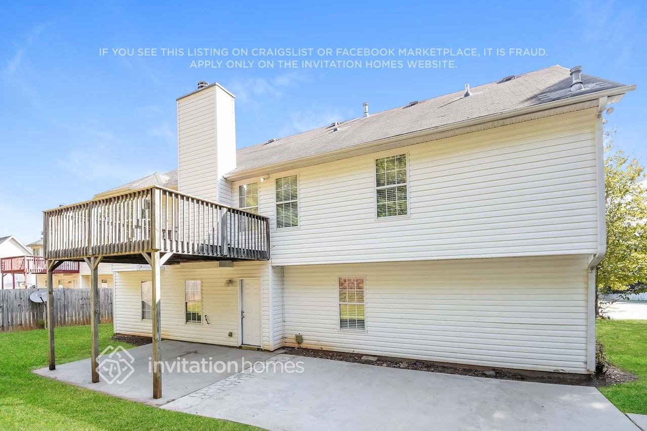 895 Lewis Ridge Cir - Photo 4 of 6