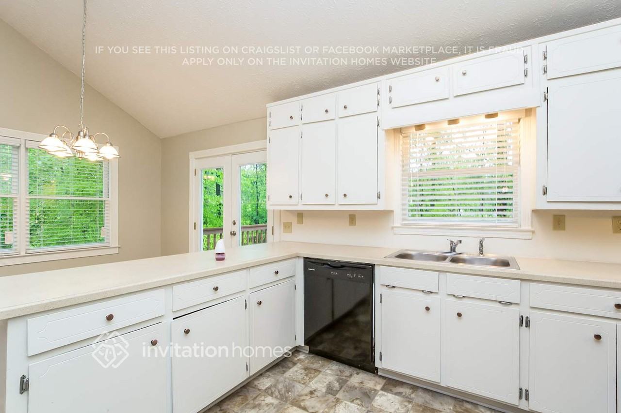 5101 Sunset Dr - Photo 6 of 21
