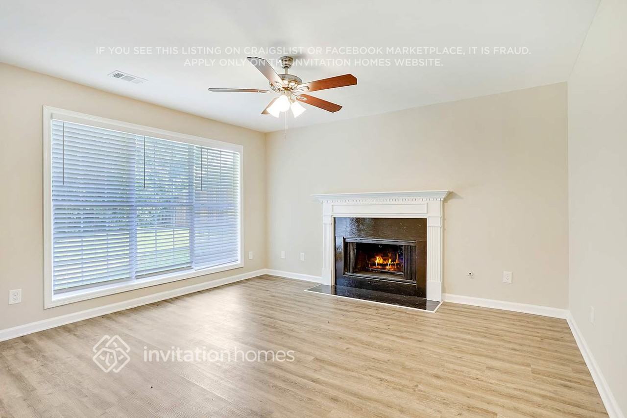 510 Antebellum Dr Sw - Photo 4 of 26