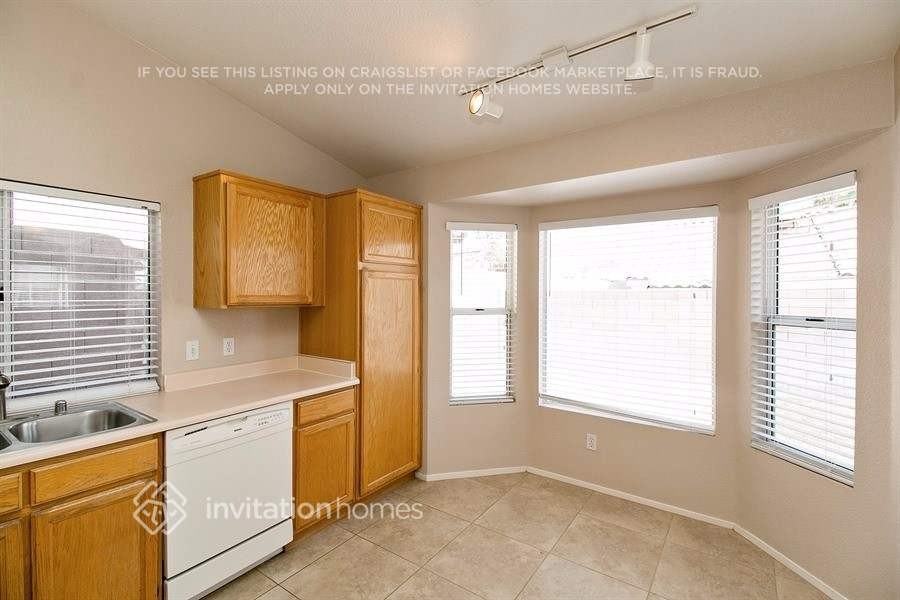 7216 Old Time Cir - Photo 7 of 17