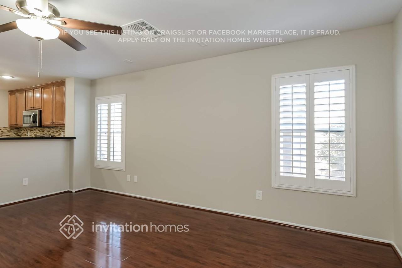 7136 Indian Gap Ave - Photo 3 of 15