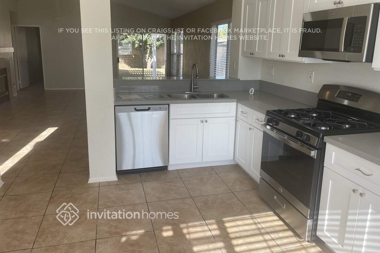 11008 San Pasqual Ave - Photo 5 of 12