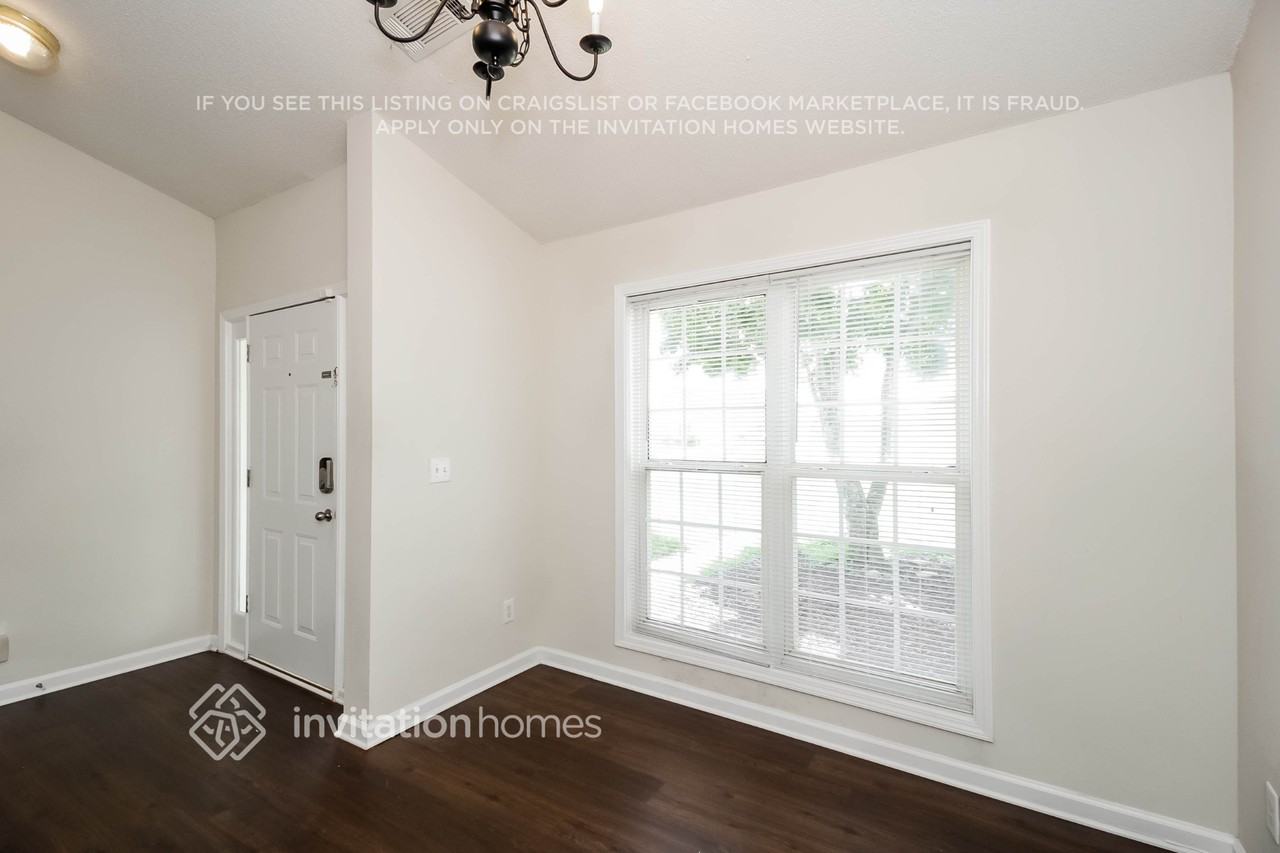 2823 Sam Calvin Dr - Photo 6 of 16