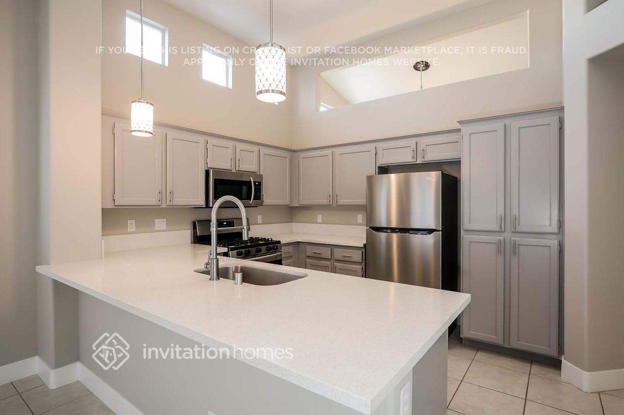 3429 Camsore Point Ln - Photo 6 of 16