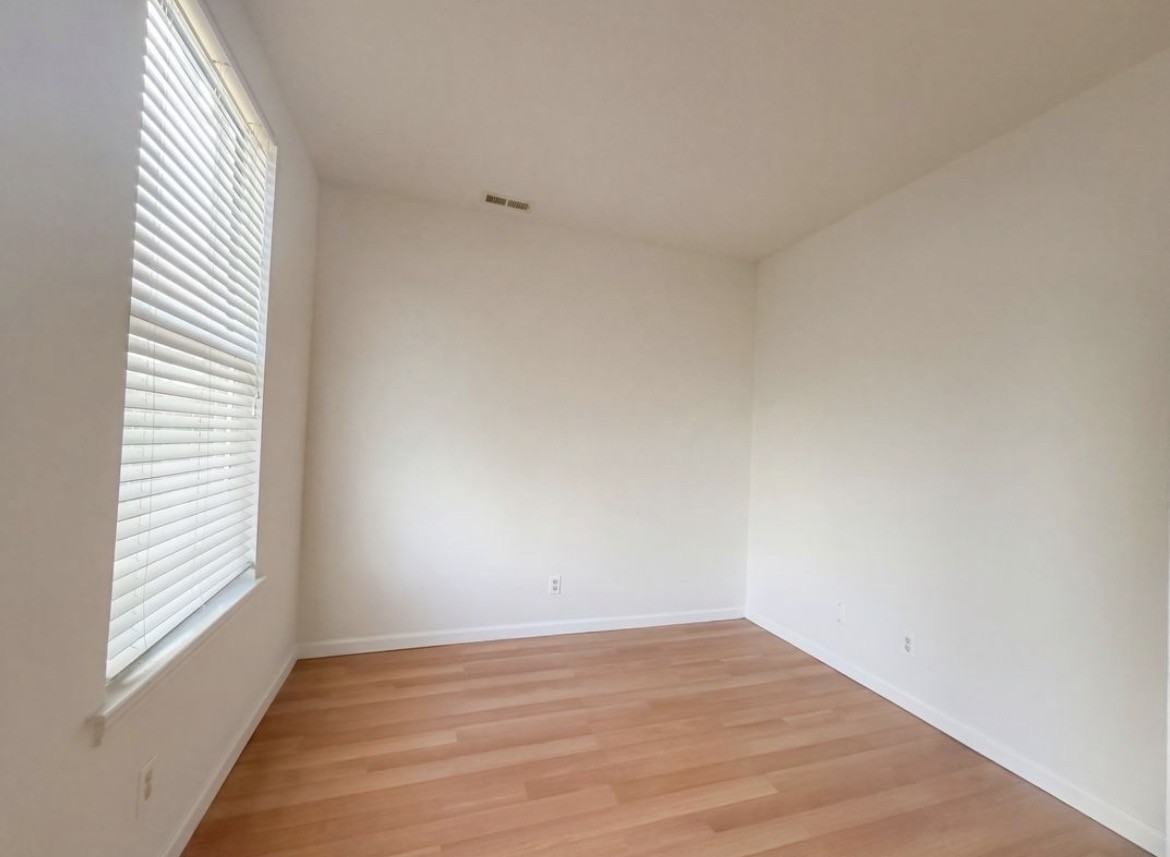 2320 Rutger Street - Photo 7 of 13