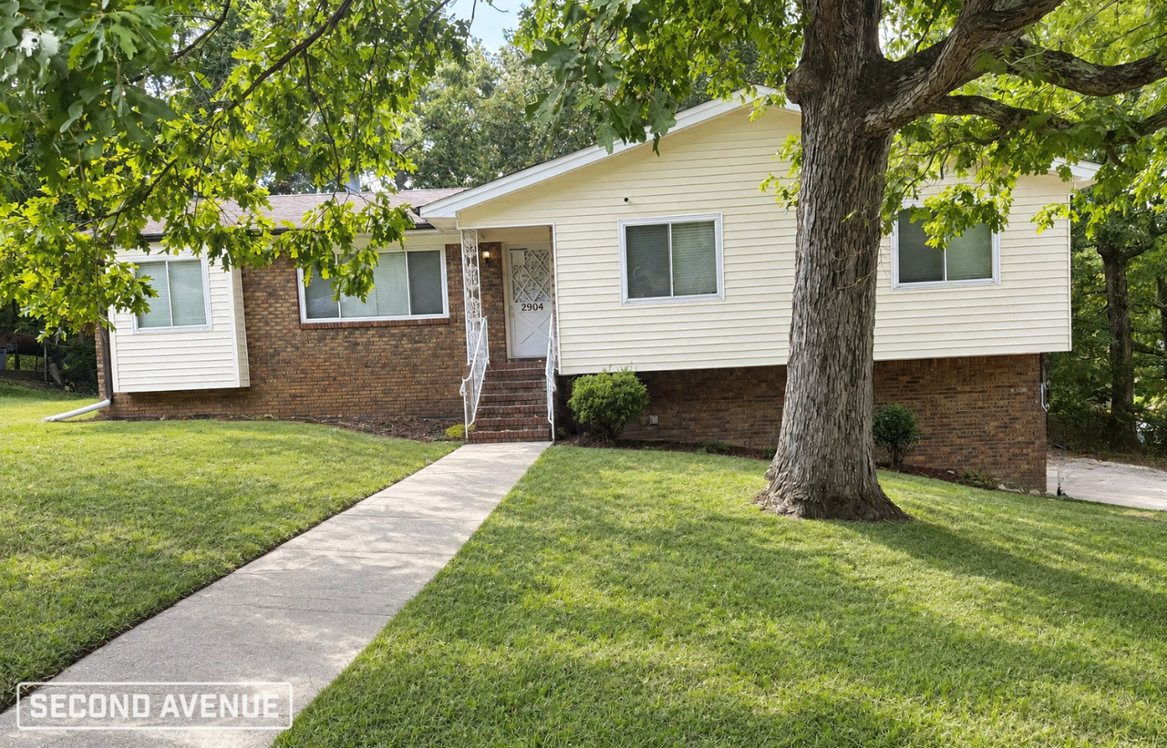 2904 Carleton Rd