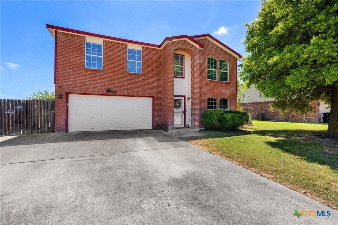 4308 Thunder Creek Dr - Photo 3 of 35