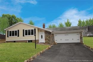 4 Sherwood Ln - Photo 1 of 1