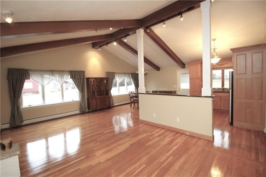4 Sherwood Ln - Photo 4 of 29