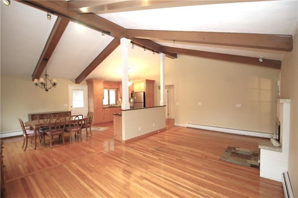 4 Sherwood Ln - Photo 5 of 29