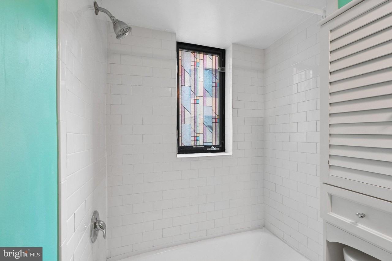 1701 16th St Nw #404 - Photo 5 of 14