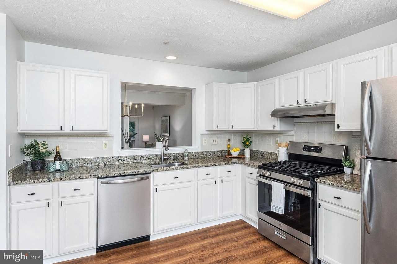 2667 Worrell Ct - Photo 5 of 43
