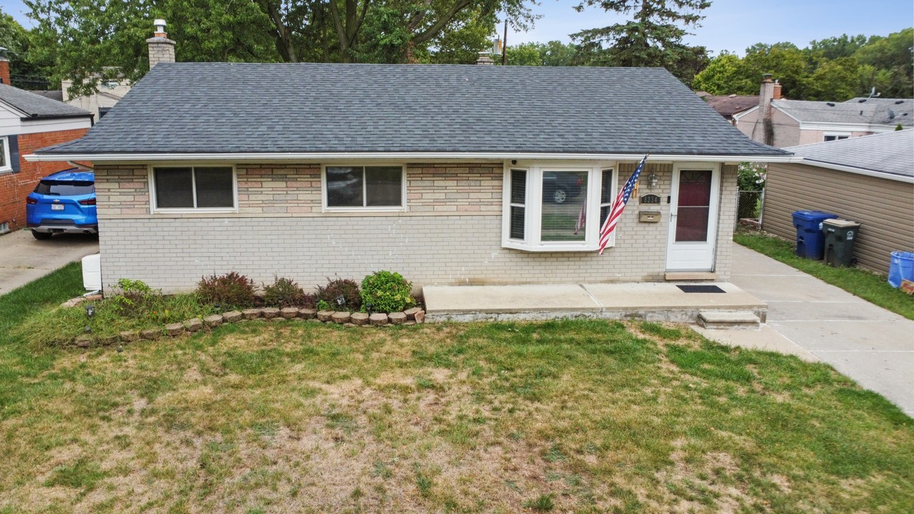 8234 Holly Drive - Photo 2 of 41