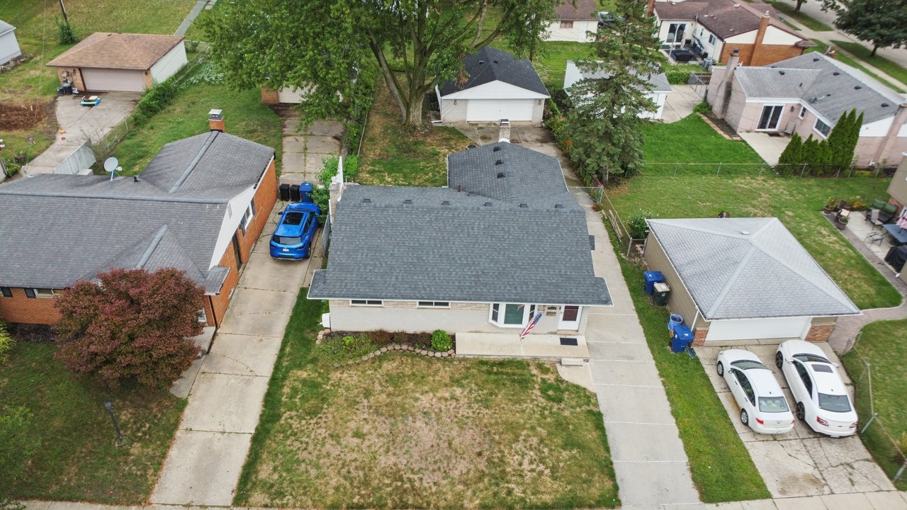 8234 Holly Drive - Photo 3 of 41