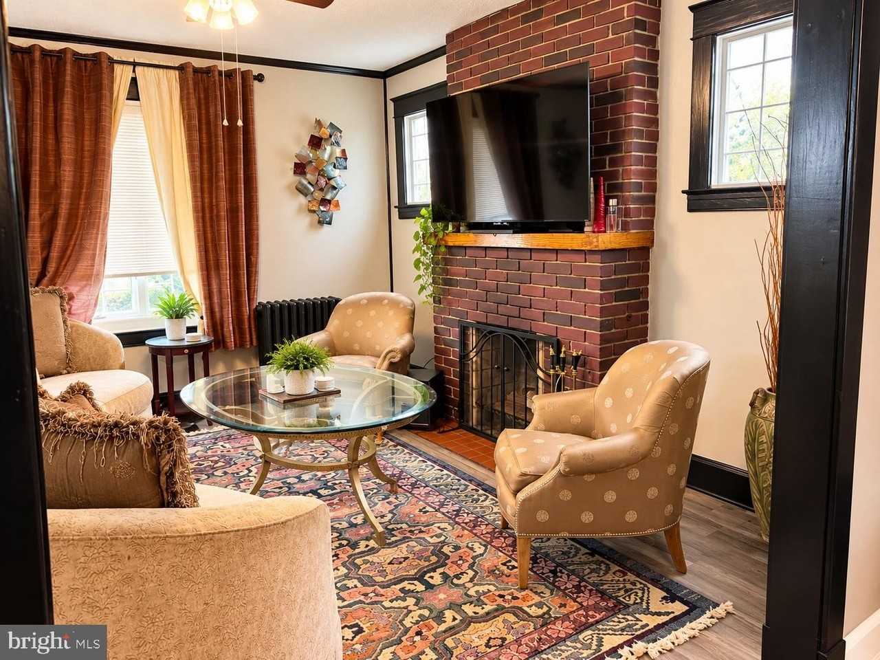 2810 E Northern Pkwy - Photo 5 of 12