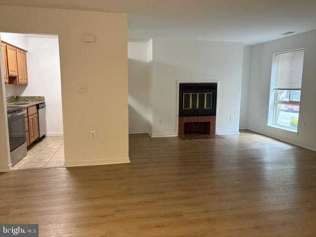 656 S Charles St #R18 - Photo 2 of 23