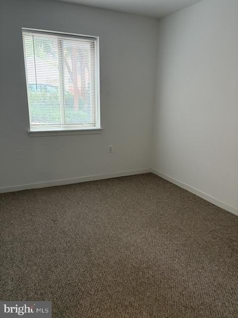 656 S Charles St #R18 - Photo 7 of 23