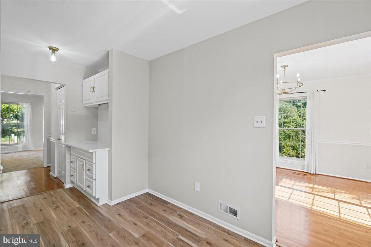 13 Cross Falls Cir - Photo 6 of 31