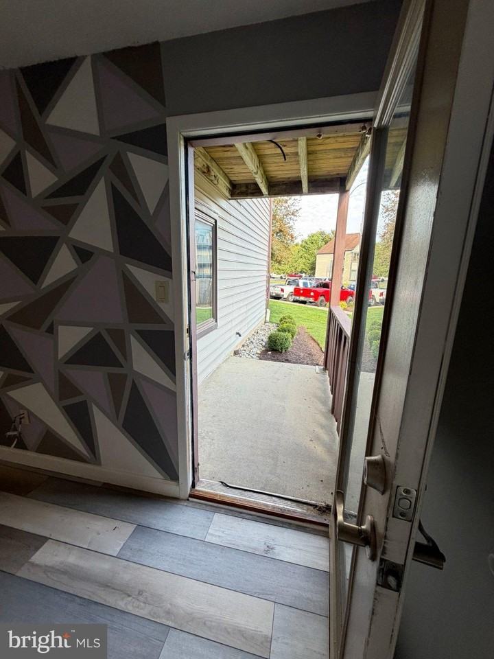 4217-A Aberdeen Dr - Photo 2 of 26