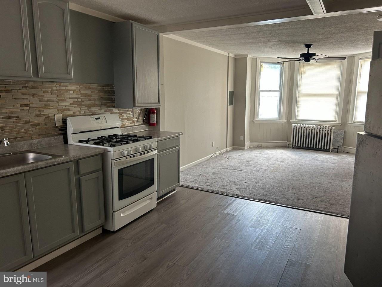 339 Market St - Photo 2 of 7