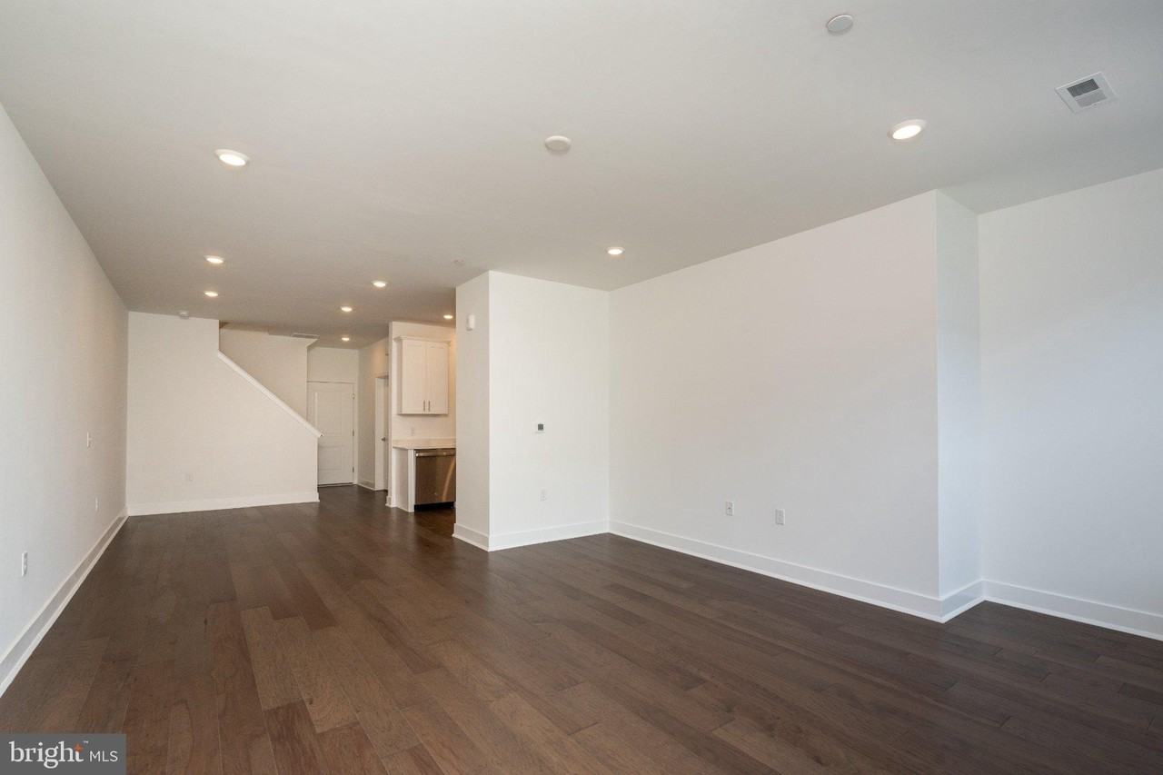 169 Leona Stewart Ln - Photo 3 of 19