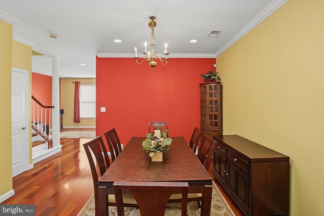 51 York Rd - Photo 7 of 37