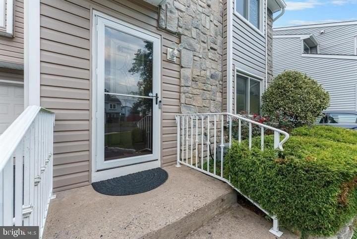17 Winchester Dr - Photo 4 of 26
