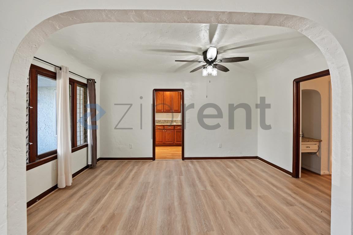 6727 Arbutus Ave - Photo 6 of 23